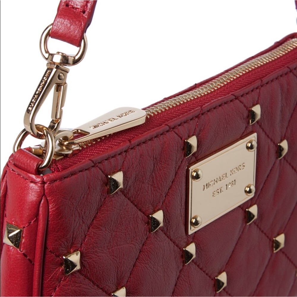 🚫SOLD🚫Michael Kors Quilted Studded Wristlet - Picture 3 of 8